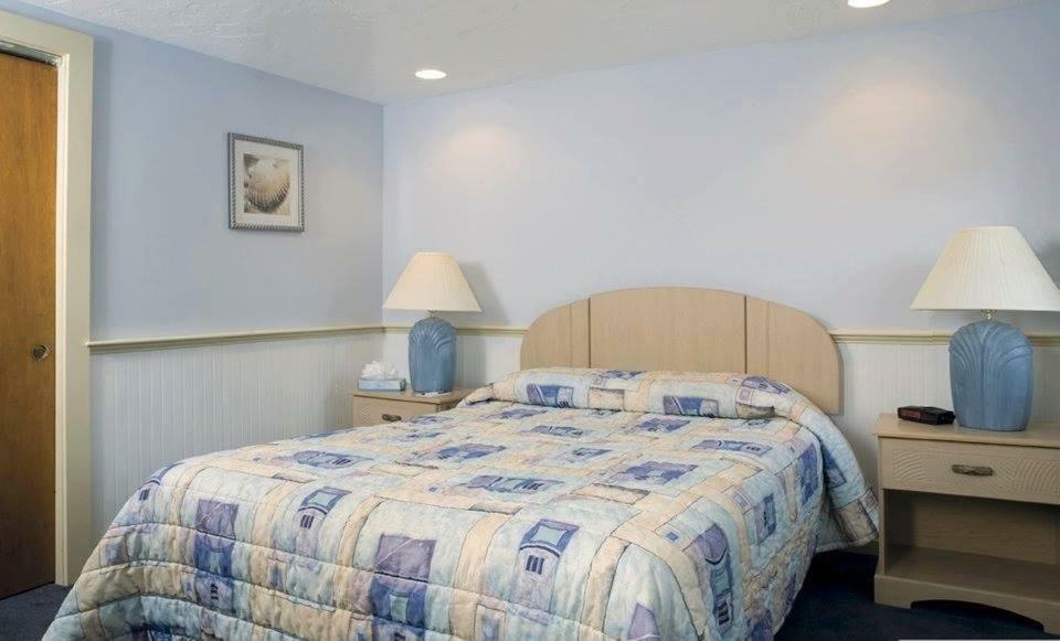 The Colony Beach Motel Dennisport Dış mekan fotoğraf